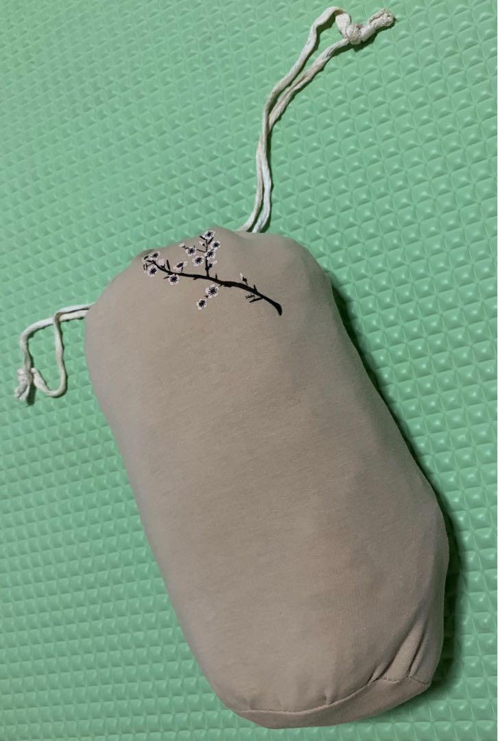 Moby wrap almond blossom 2025