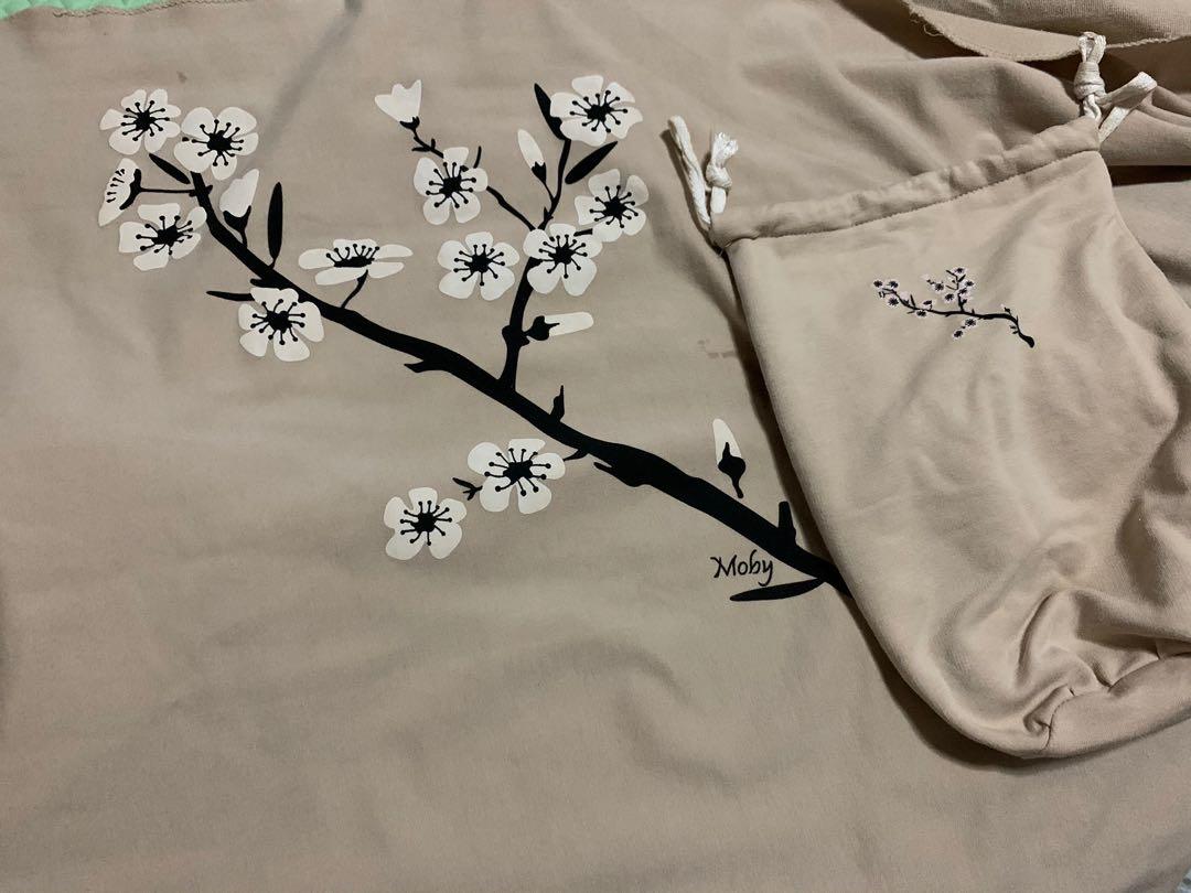 Moby wrap almond blossom top
