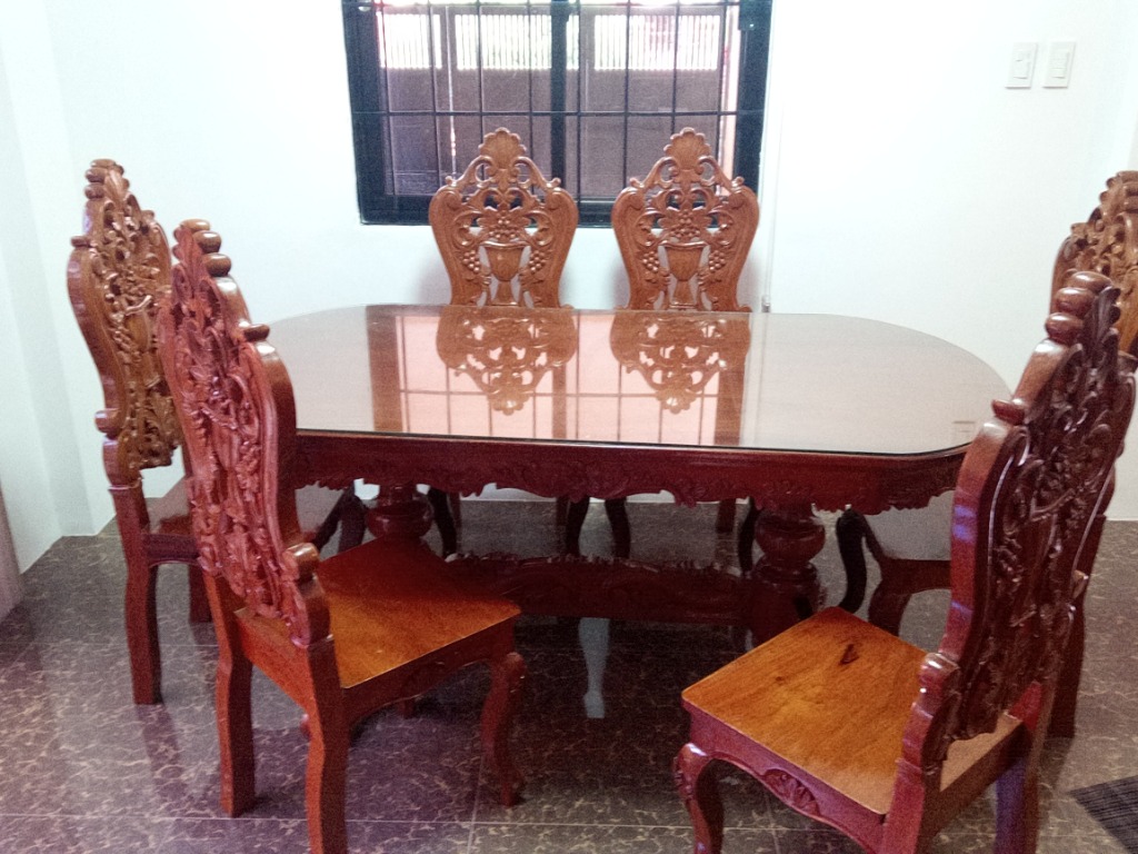 Narra dining best sale table price