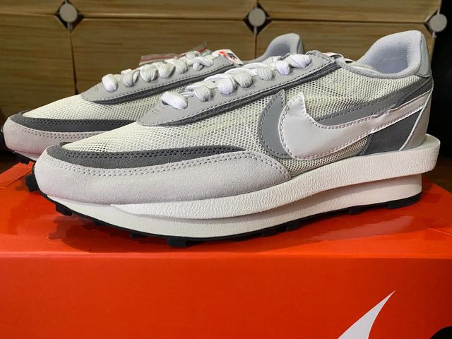 nike sacai summit white
