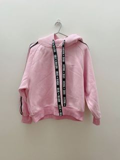 （分類：）位於 。 由 As_one 提交（商品編號 1050831613，圖片 1）。簡介： 。