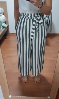 (Category: ) located in . Submitted by 123declutter (Listing ID 1050843917, Image 1). Description: .