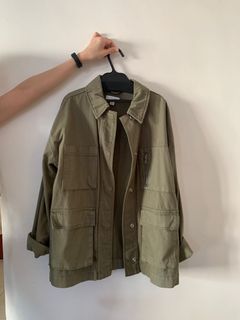（分類：）位於 。 由 chewy995 提交（商品編號 1050738558，圖片 1）。簡介： 。