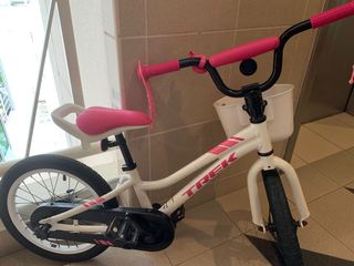 (Category: ) located in . Submitted by tonylowml (Listing ID 1050762293, Image 1). Description: .