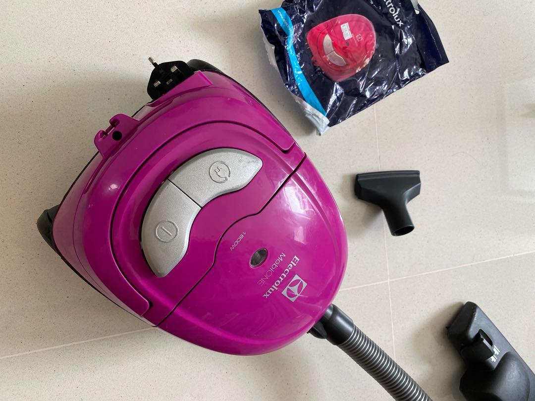 Vacuum Cleaner, TV & Home Appliances, Vacuum Cleaner & Housekeeping on