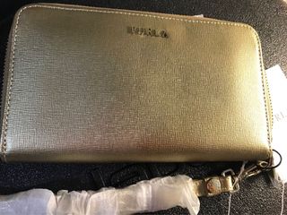 （分類：）位於 。 由 yileung 提交（商品編號 1051078219，圖片 1）。簡介： 。