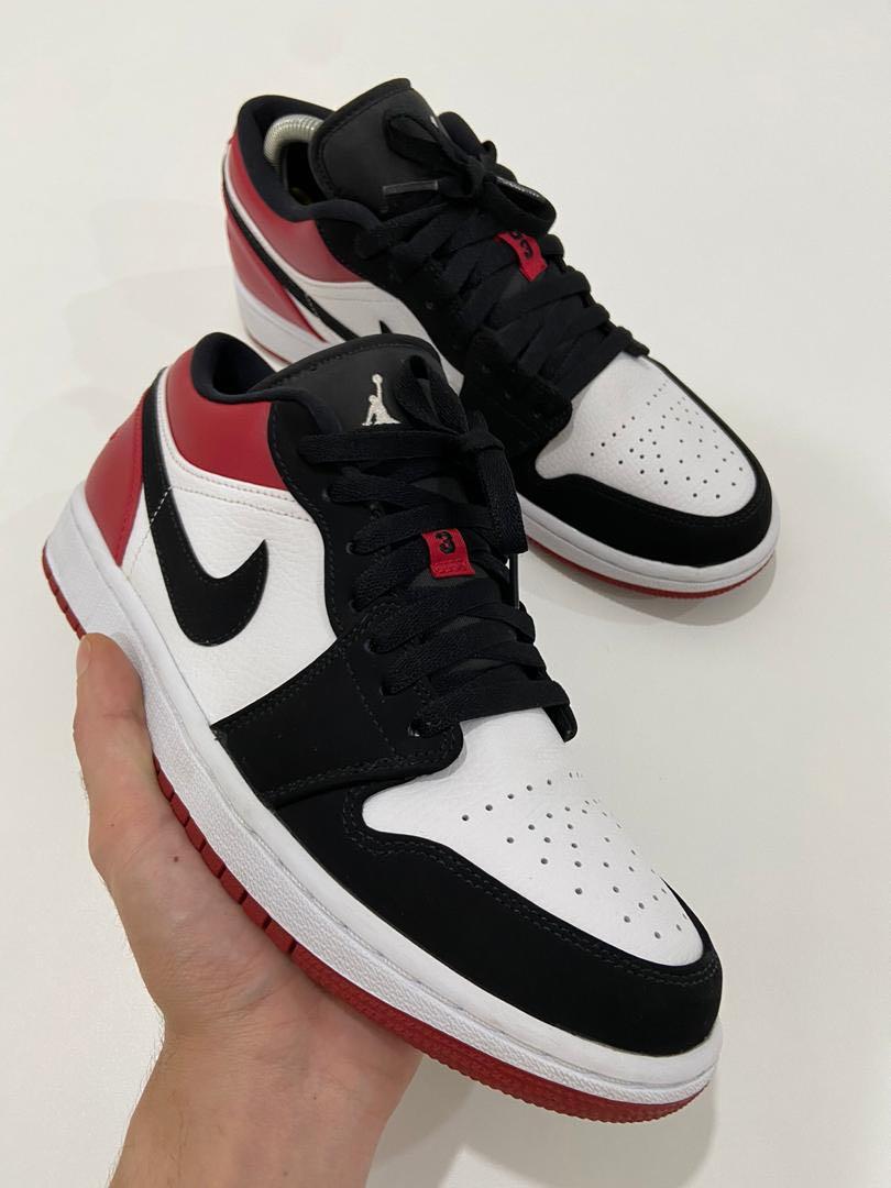 Harga air jordan sales 1 low black toe