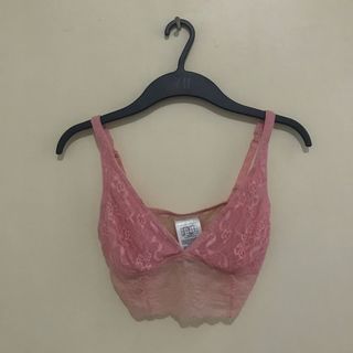 (Category: ) located in . Submitted by hazydotcom (Listing ID 1050961766, Image 1). Description: .