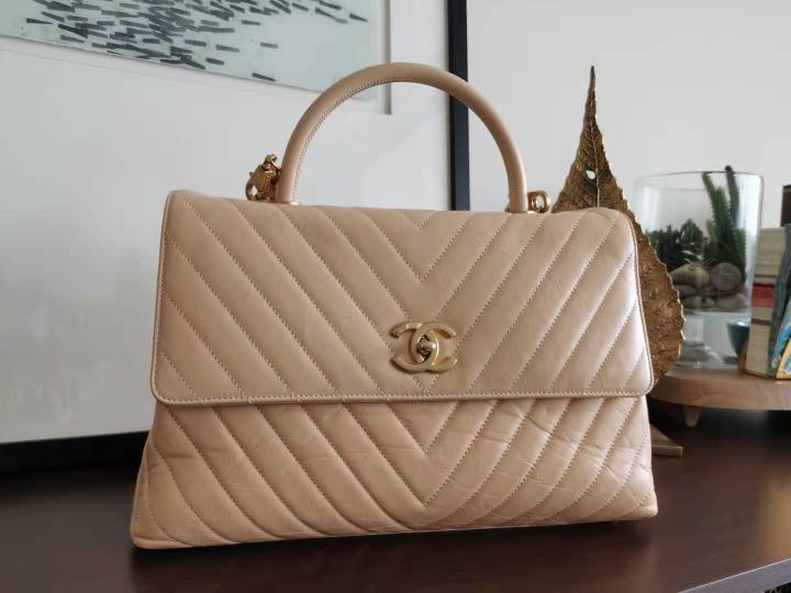 Chanel Nude Large Luxury, Bags & on Carousell