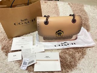 (Kategori: ) berada di . Dikirim oleh secondhandbybabe (ID iklan 1050999013, Gambar 1). Deskripsi: .
