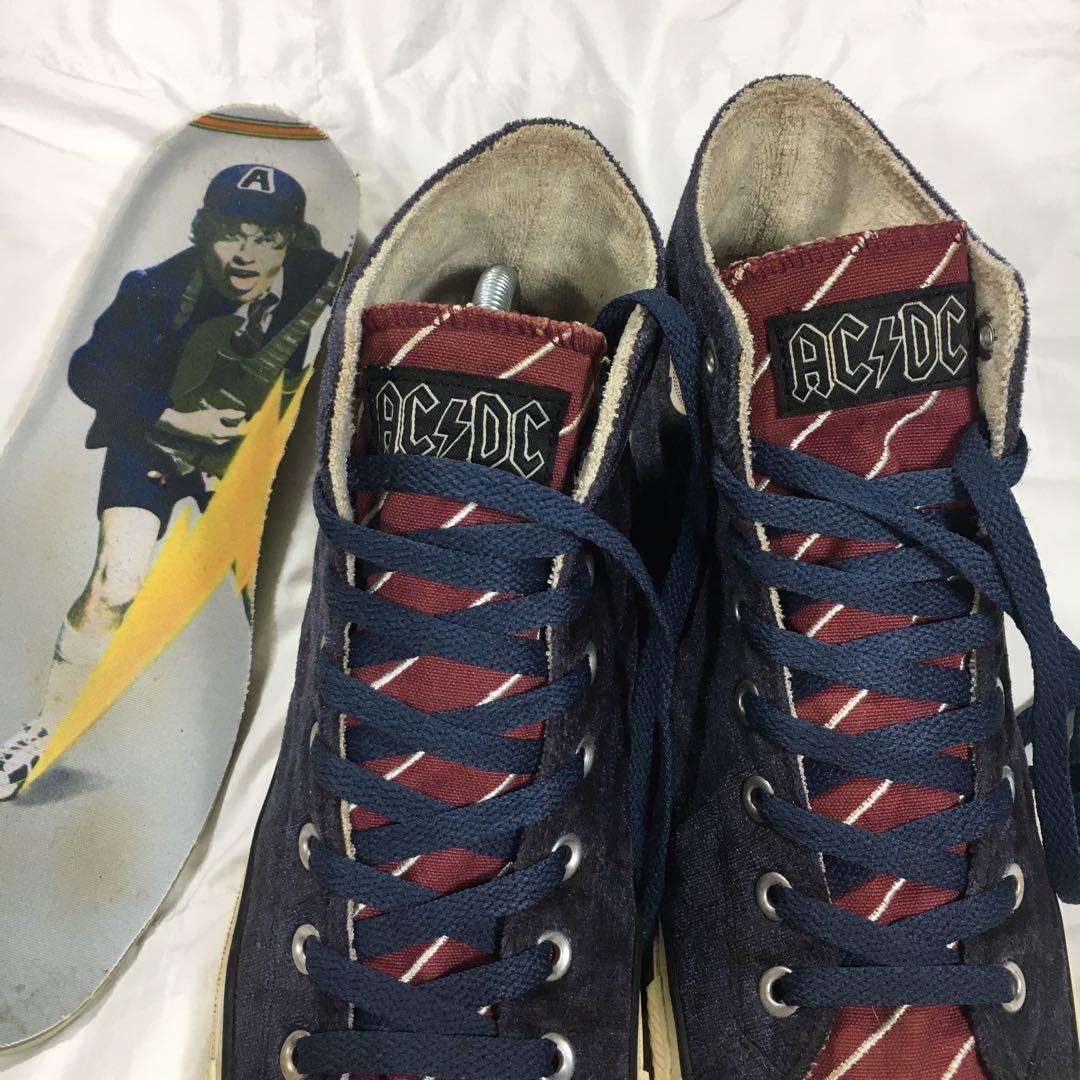 Converse angus 2025 young