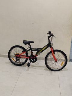 (Category: ) located in . Submitted by neeraj_ (Listing ID 1051085366, Image 1). Description: .