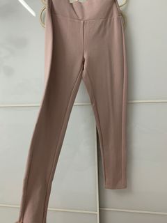 (Category: ) located in . Submitted by mssecondhand_shop (Listing ID 1051078606, Image 1). Description: .