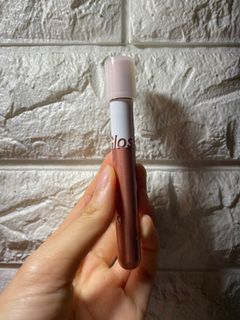 （分類：）位於 。 由 fleek.studio 提交（商品編號 1051021131，圖片 1）。簡介： 。