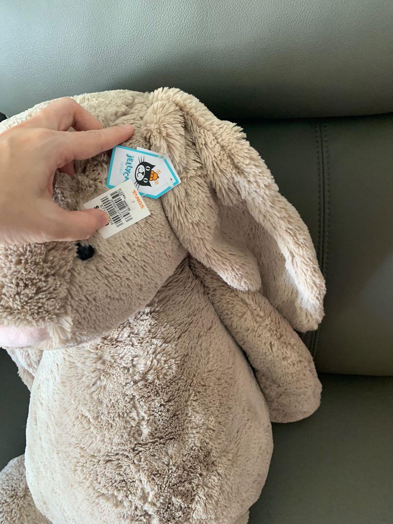 Tangs jellycat sale