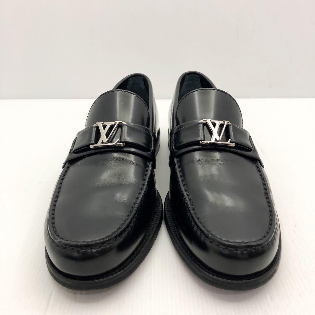 Louis Vuitton Brand Mens Shoes Fashion Whatsapp: +13239614486 Line
