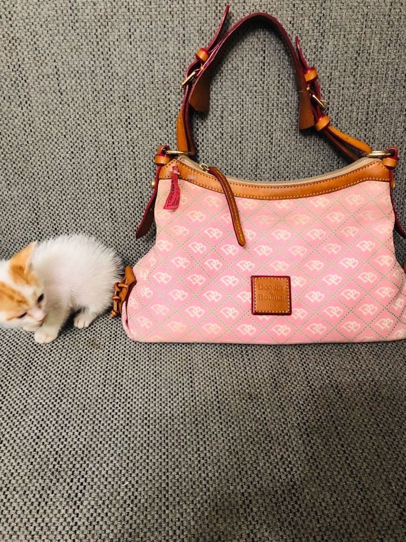 Dooney and bourke pink purse store