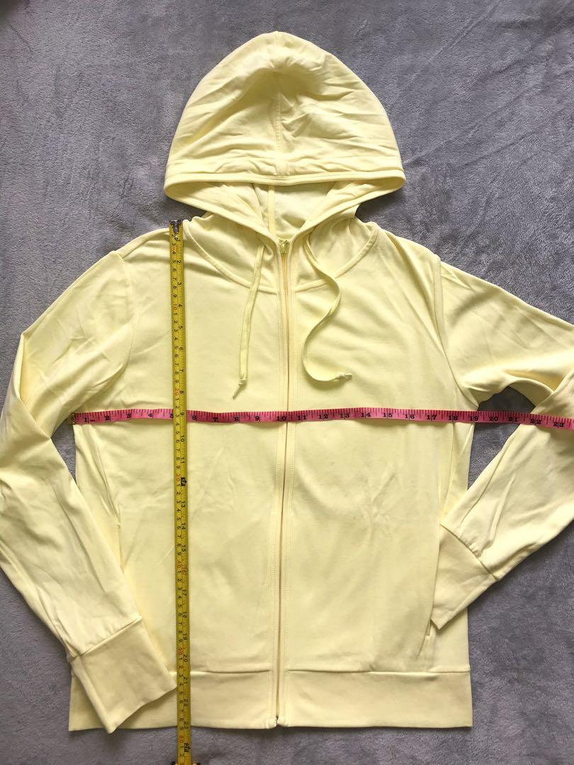 Original Uniqlo UV Full Zip Hooded Jacket, Women's Fashion, Coats