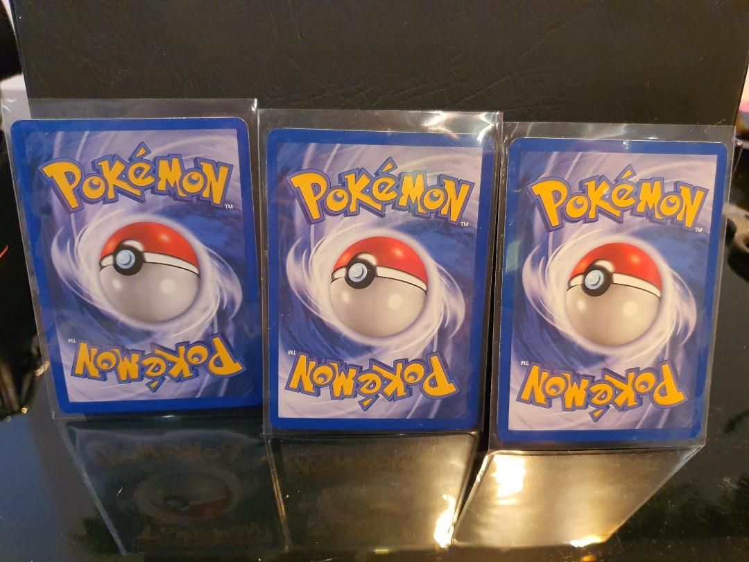 Pokemon Base set, Fossil set Holo. Legendary birds. ARTICUNO AND