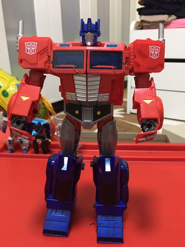Transformers cyberverse outlet ultimate optimus prime
