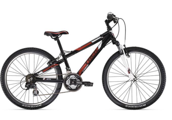 Trek MT220, Sports Equipment, Bicycles 