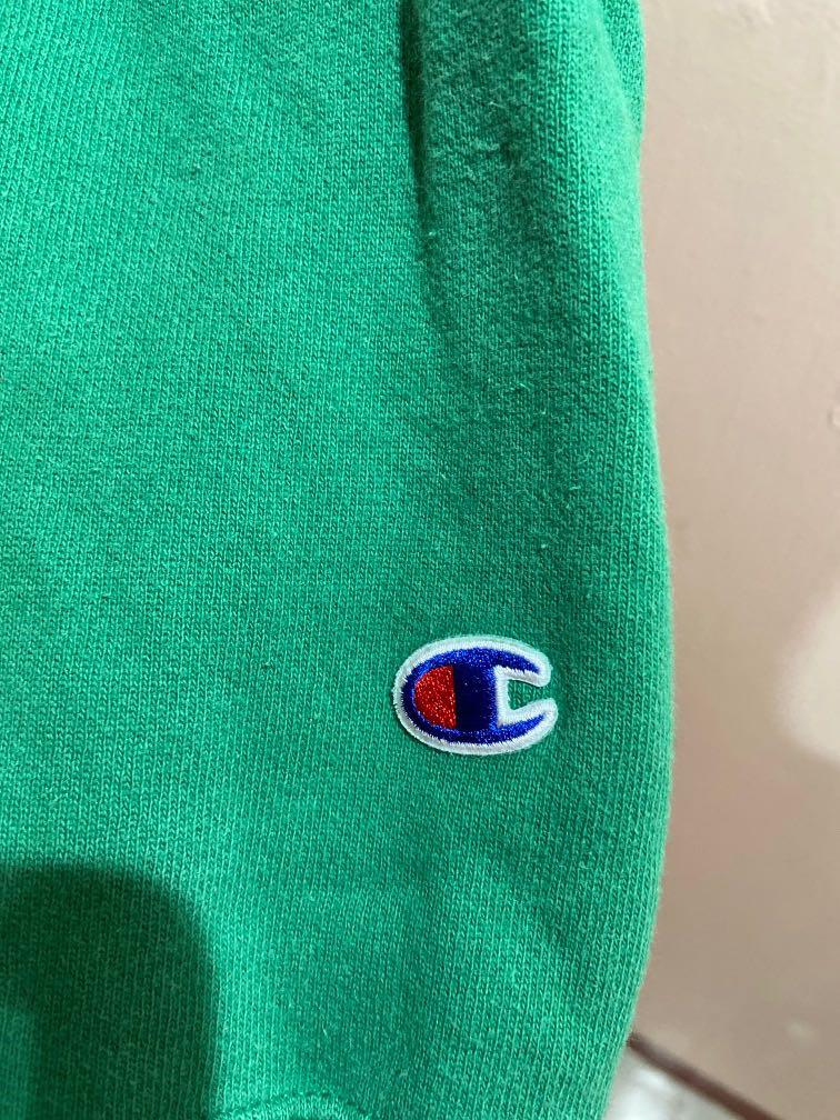 Kelly green top champion sweatshirt