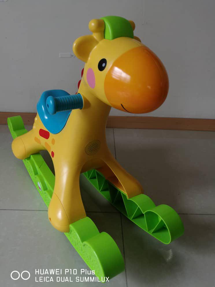 Fisher price giraffe rocker, Babies & Kids, Infant Playtime on Carousell