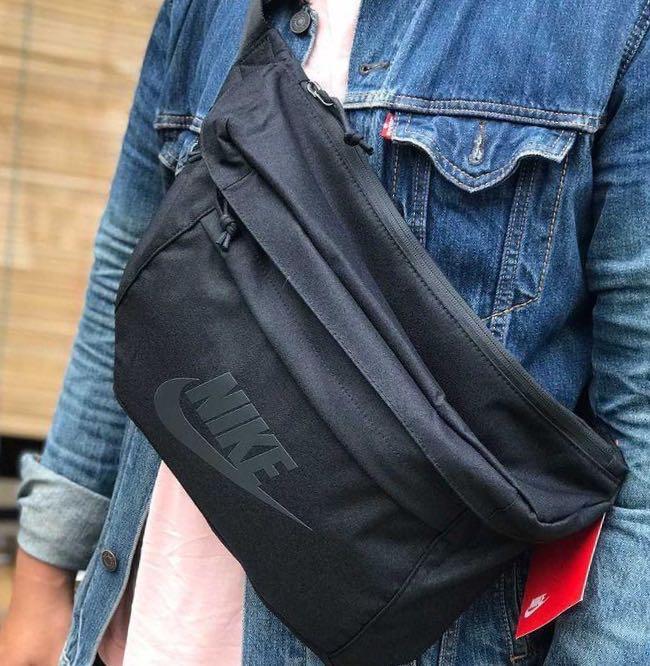 Nike tech hip pack sale best sale