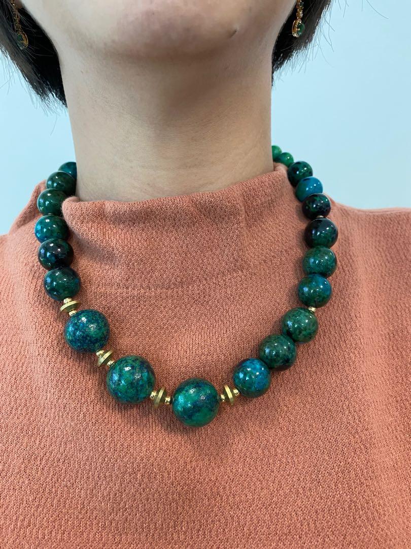 Chrysocolla bead necklace top