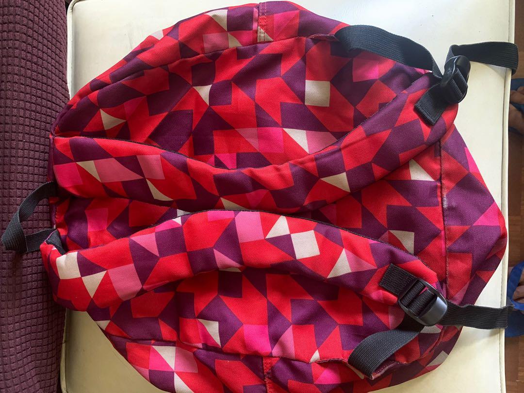 Hawk backpack (Category: Backpacks) located in Pasig City. Submitted by 2701eseer (Listing ID 1051195697, Image 2). Description: Authentic hawk bag BPI / GCASH GRAB/ LALAMOVE Shipping fee not included Message me if interested.