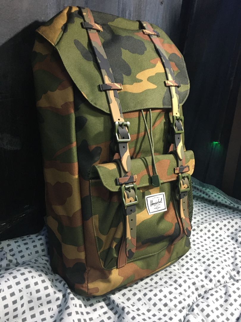 Sale Herschel Little America Youth Backpack Men S Fashion Bags Backpacks On Carousell