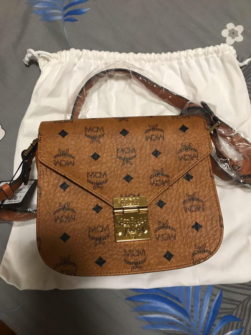 mcm patricia shoulder bag