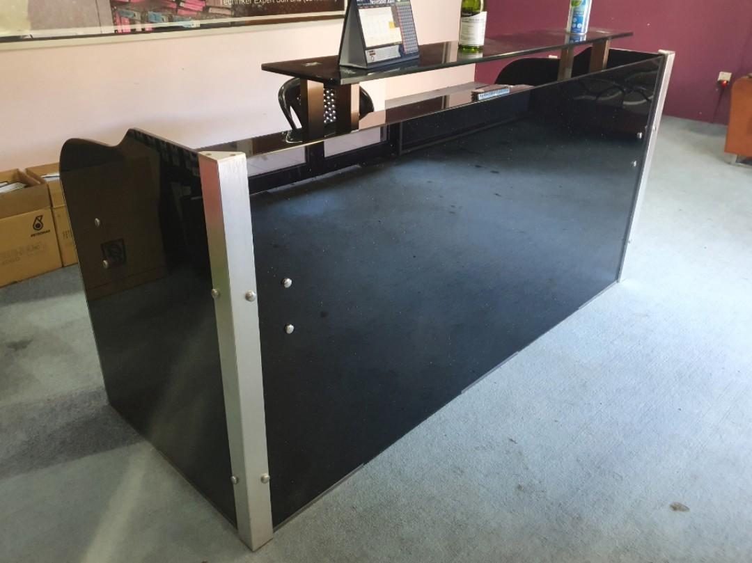 MEJA KAUNTER HOT Reception Counter, Furniture & Home Living, Furniture