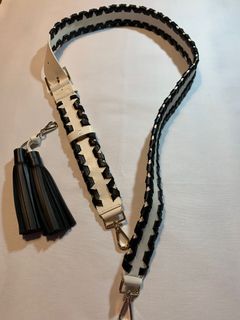 （分類：）位於 。 由 charzeema 提交（商品編號 1051291840，圖片 1）。簡介： 。