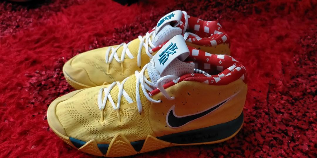 Yellow hotsell lobster kyrie