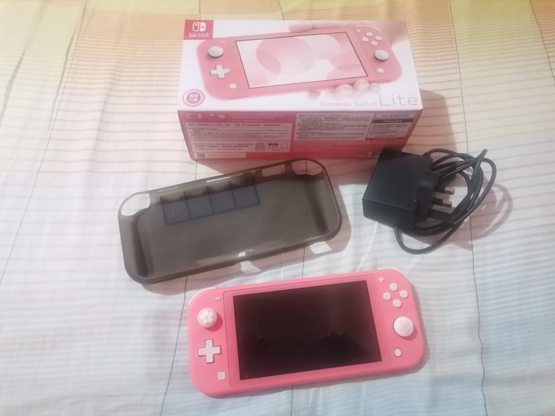 Nintendo Switch Lite Video Gaming Video Game Consoles Nintendo On Carousell