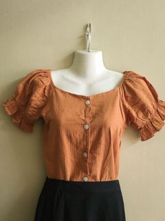 (Category: ) located in . Submitted by virtuouswardrobe (Listing ID 1051223039, Image 1). Description: .