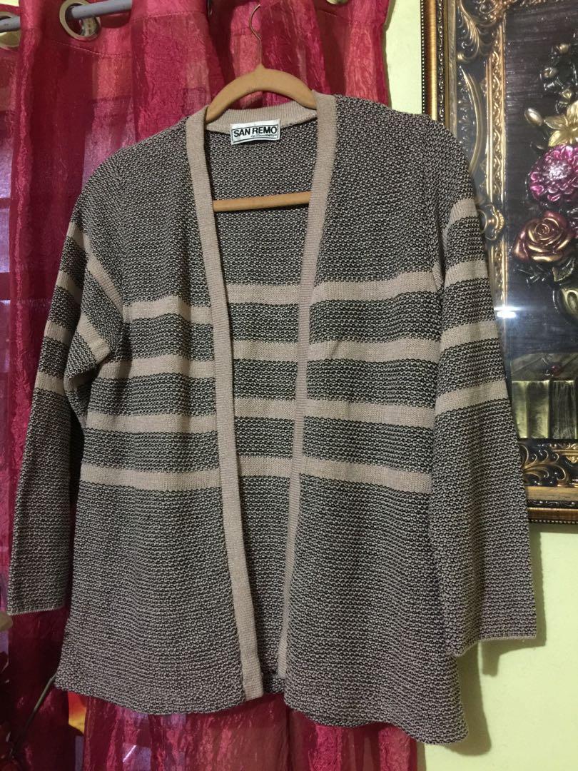 Soft high quality knit blazer/cardigan (Category: Coats, Jackets and Outerwear) located in Caloocan City. Submitted by xtine01 (Listing ID 1051372308, Image 1). Description: Very nice in actual large to xl.