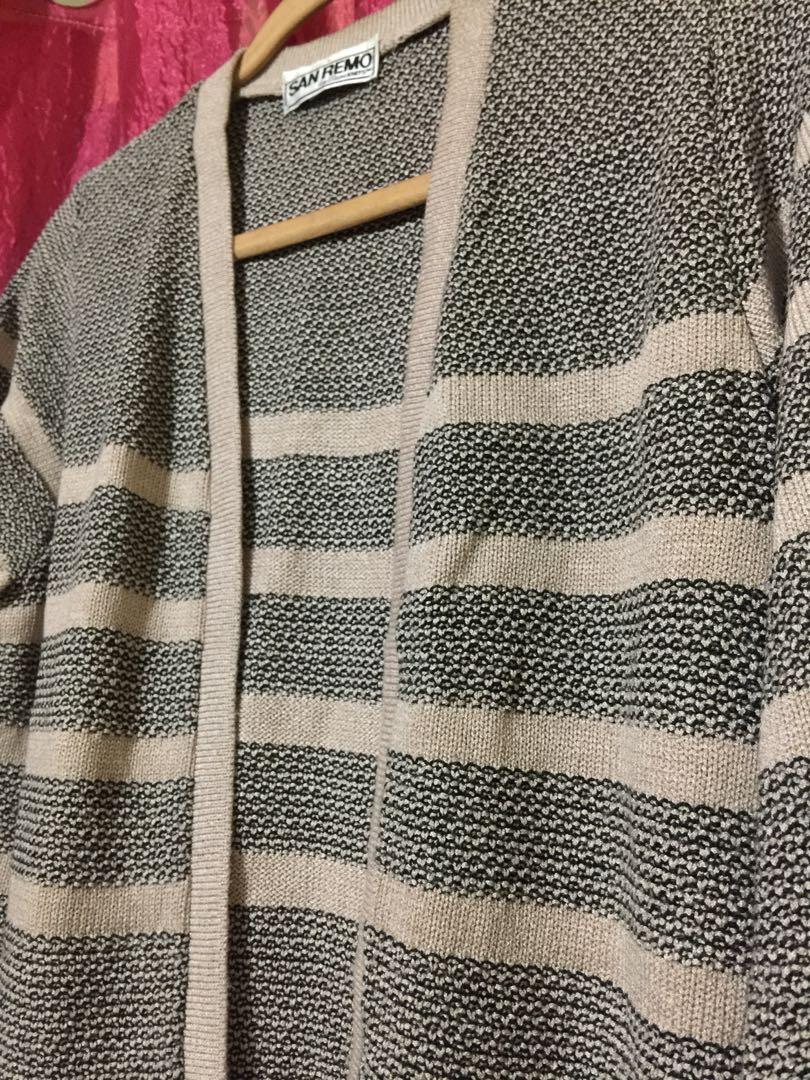 Soft high quality knit blazer/cardigan (Category: Coats, Jackets and Outerwear) located in Caloocan City. Submitted by xtine01 (Listing ID 1051372308, Image 2). Description: Very nice in actual large to xl.