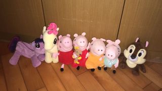 （分類：）位於 。 由 cutest_icebear 提交（商品編號 1051277762，圖片 1）。簡介： 。