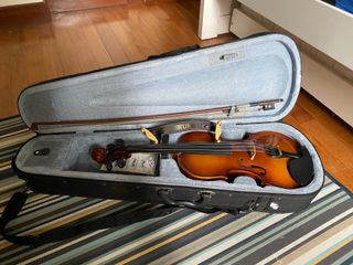 (Category: ) located in . Submitted by azribohari (Listing ID 1051179055, Image 1). Description: .