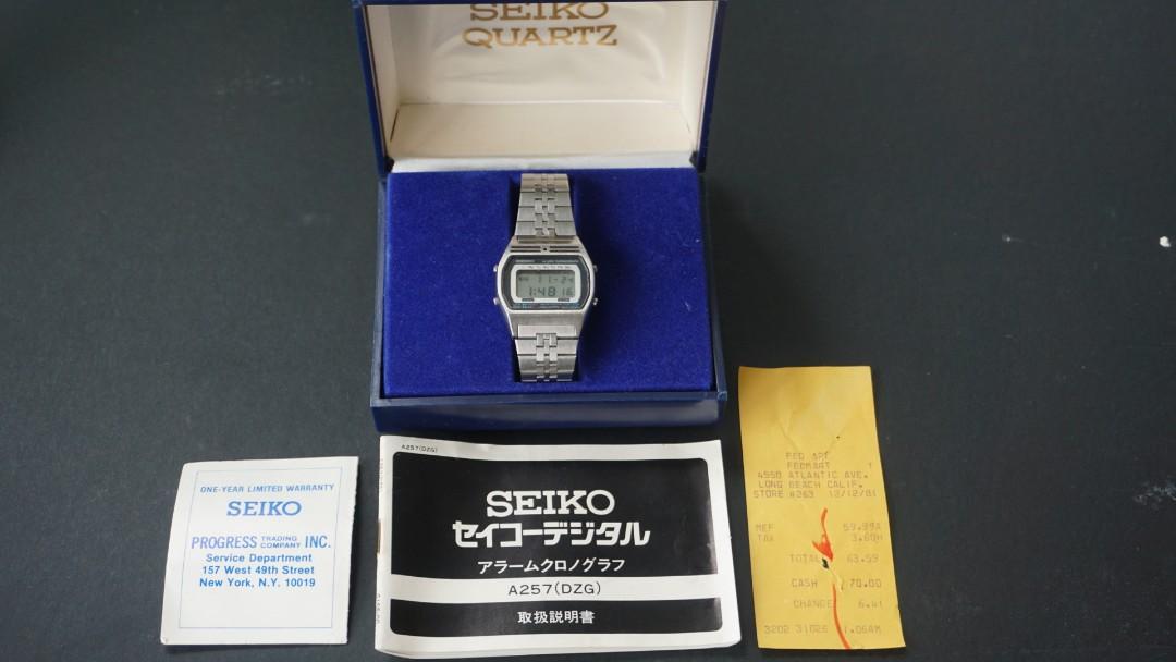 Vintage 1981 Seiko LCD Quartz A257 5010, Men's Fashion, Watches &  Accessories, Watches on Carousell