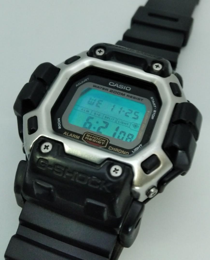 REDUCED VINTAGE G SHOCK GUNDAM STARGATE DW 8300