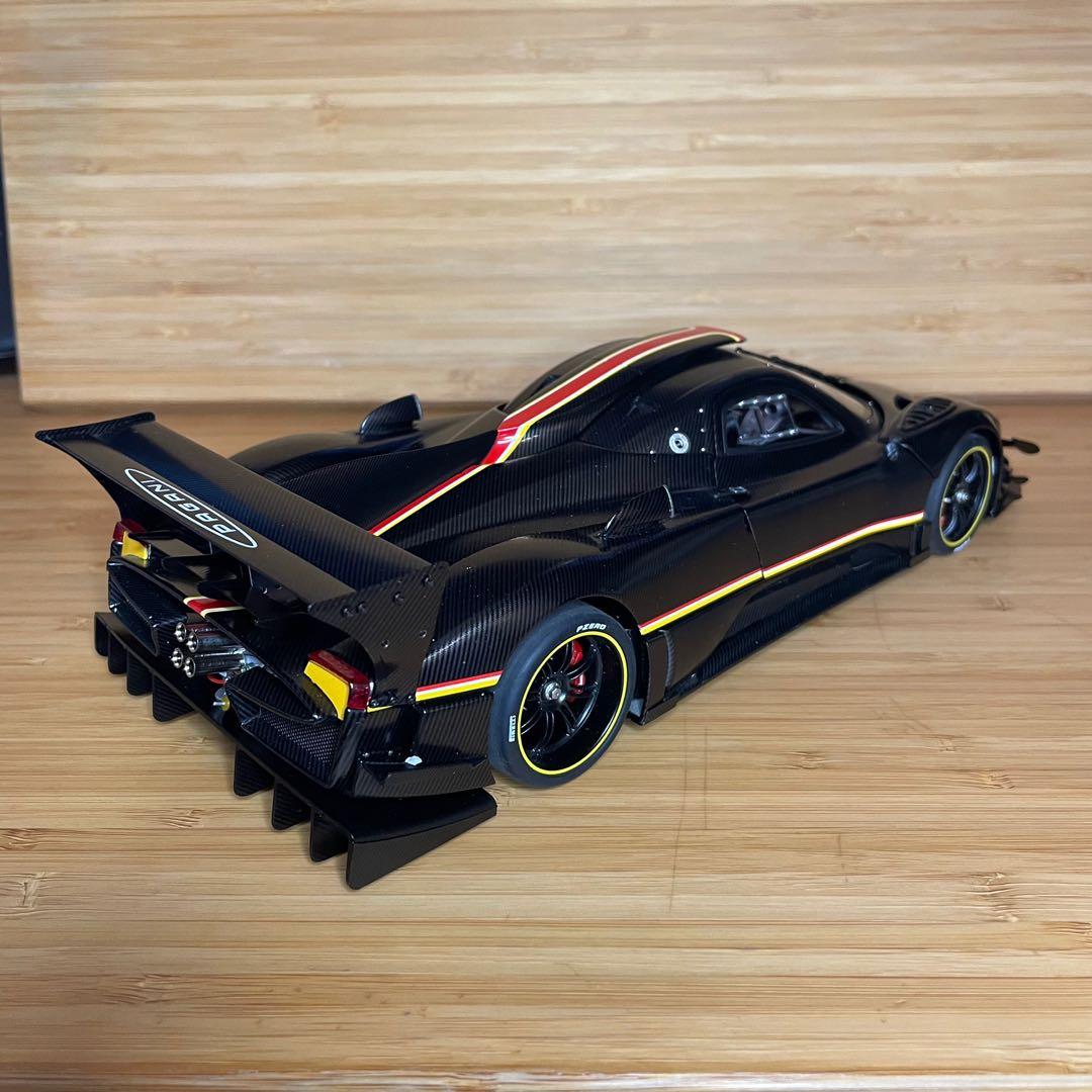 autoart zonda revolucion