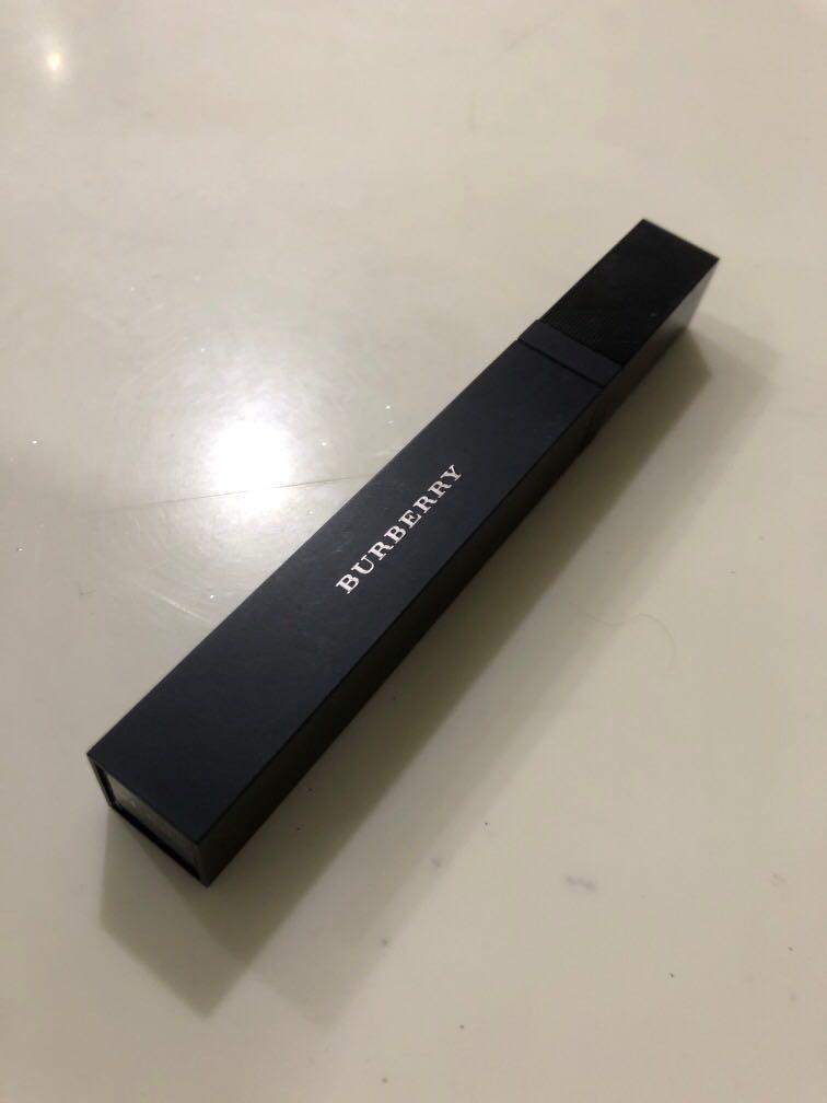 Burberry cat lashes ultra black store