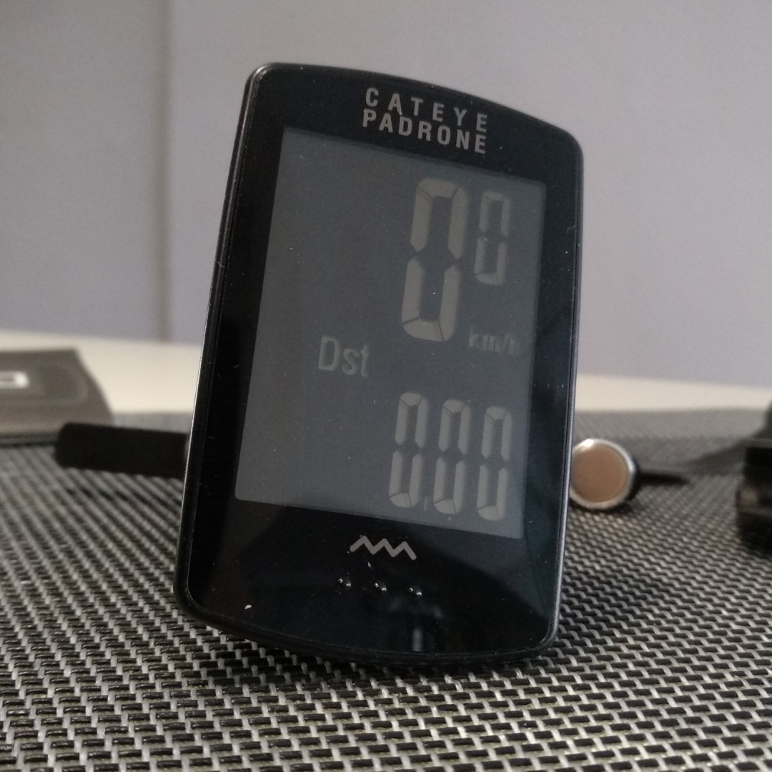 Cateye Padrone Stealth Cyclocomputer Sports Equipment Bicycles Parts Parts Accessories On Carousell