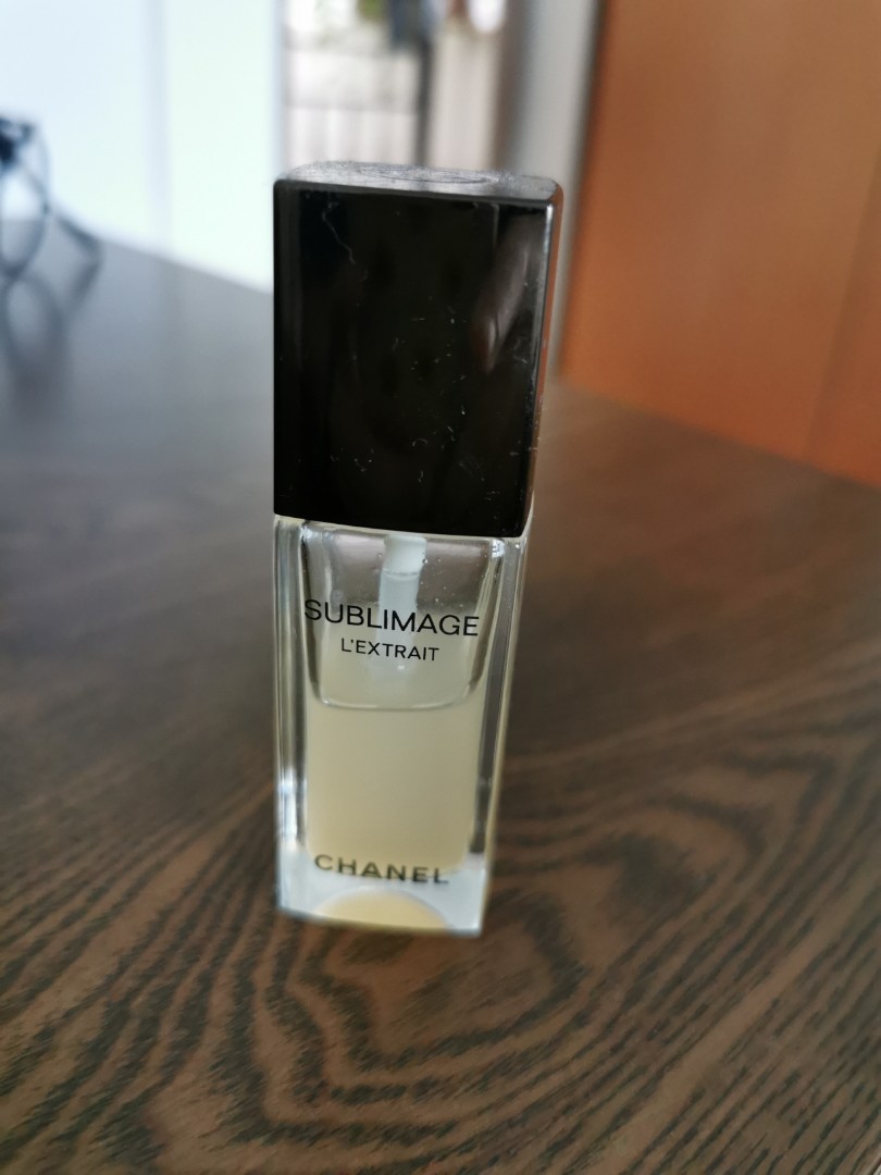 CHANEL SUBLIMAGE L'Extrait De Nuit — A New Luxurious Night Serum For Fresh  Morning-After Skin - NYLON SINGAPORE