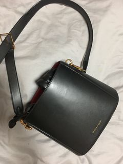 （分類：）位於 。 由 tttttkspace 提交（商品編號 1051386522，圖片 1）。簡介： 。