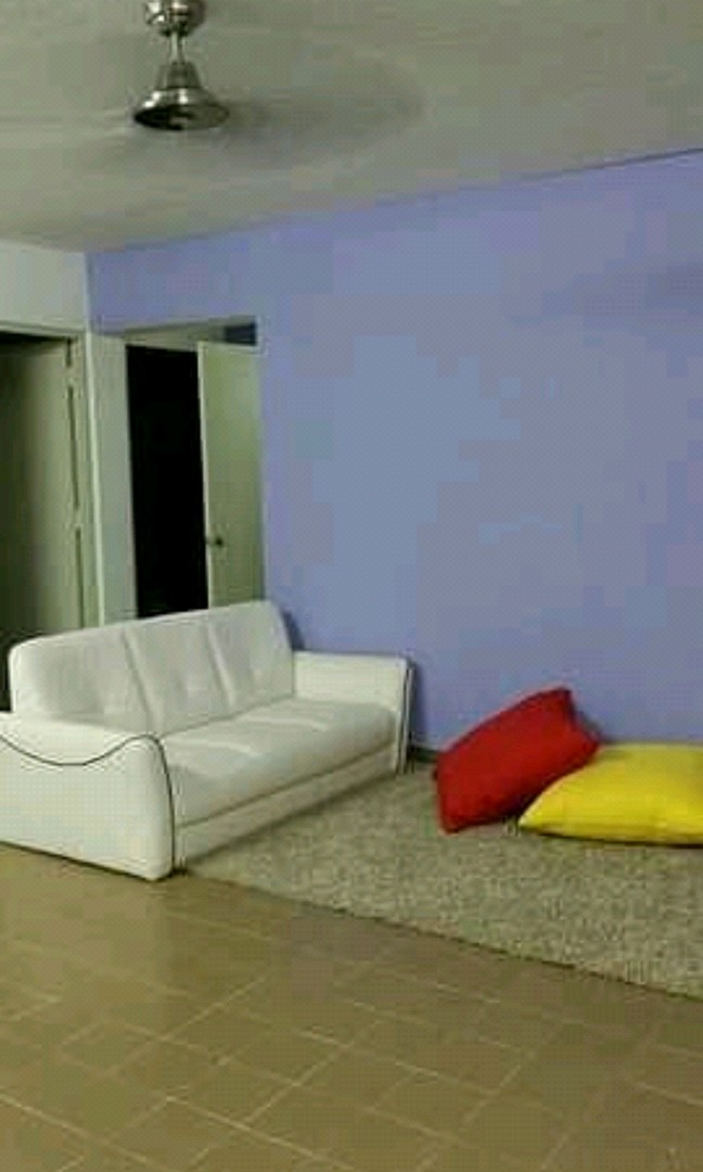 (Category: ) located in . Submitted by gus201 (Listing ID 1051453532, Image 1). Description: .