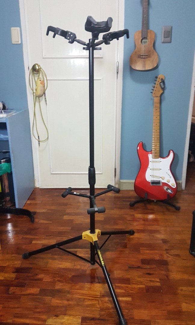HERCULES 3GUITAR STAND, Hobbies & Toys, Music & Media, CDs & DVDs on